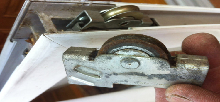 screen door roller repair in Winter Haven